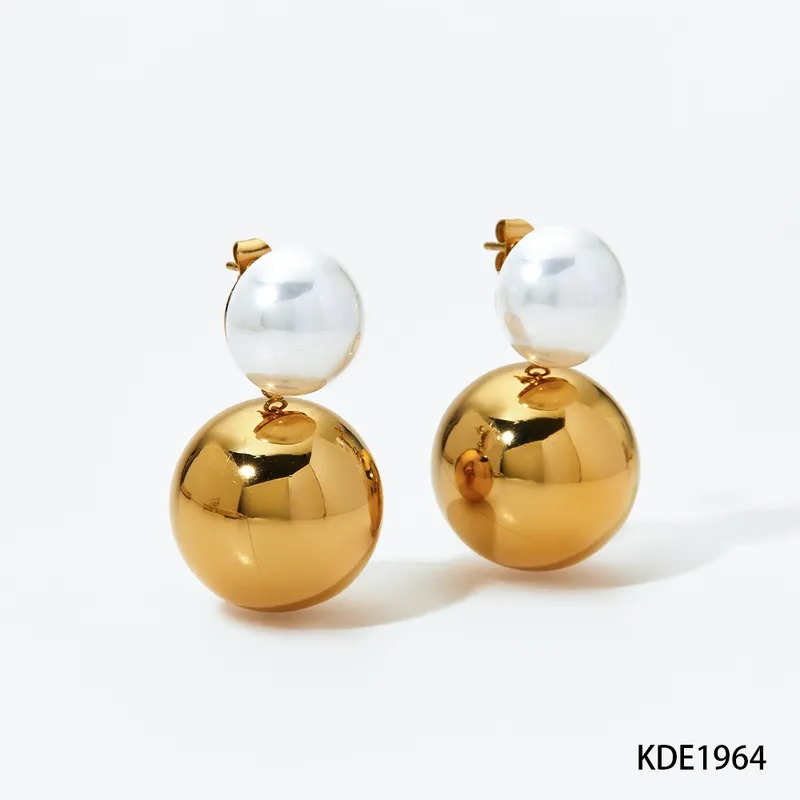 785-8ef1a490-c519-46c4-9394-8a557effcdd3.jpg Aretes dorado con perla - Imagen 1