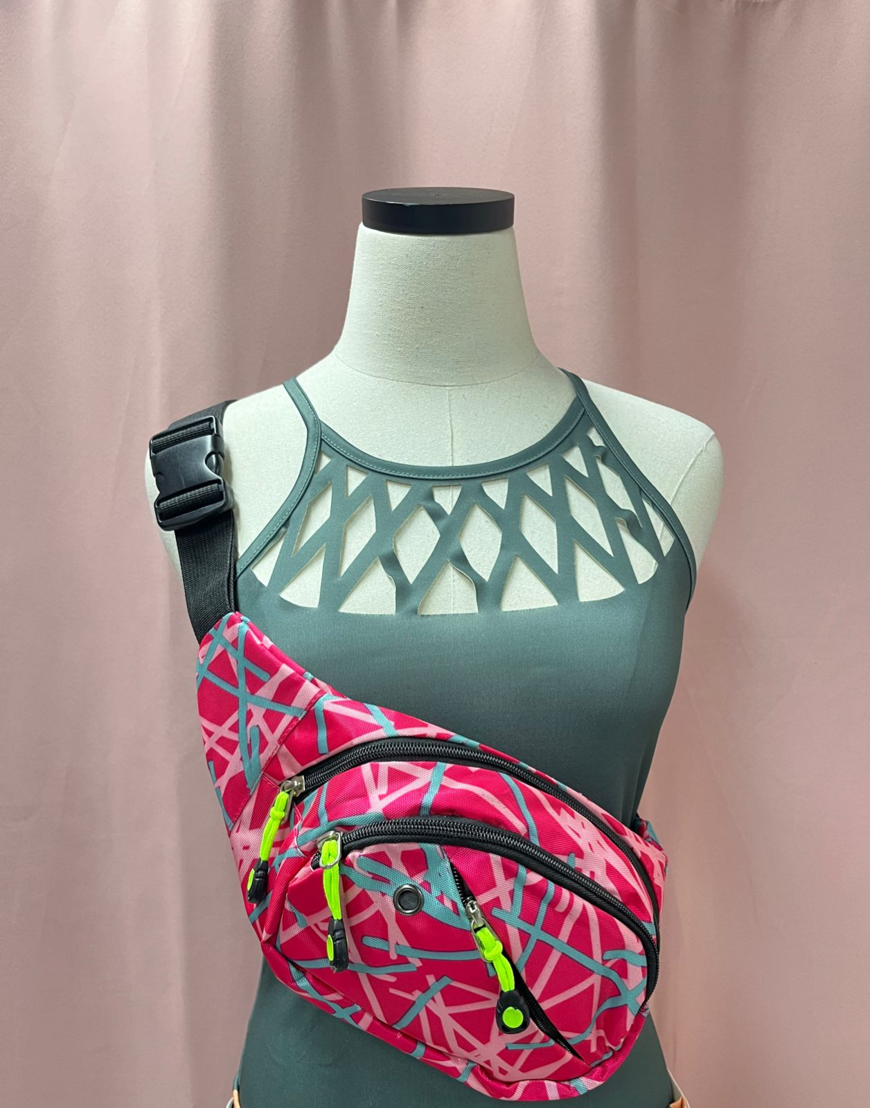 785-06d3e07b-06fd-45dd-9f62-299bdea6f3c7.jpg Cangurera fucsia-celeste - Imagen 1