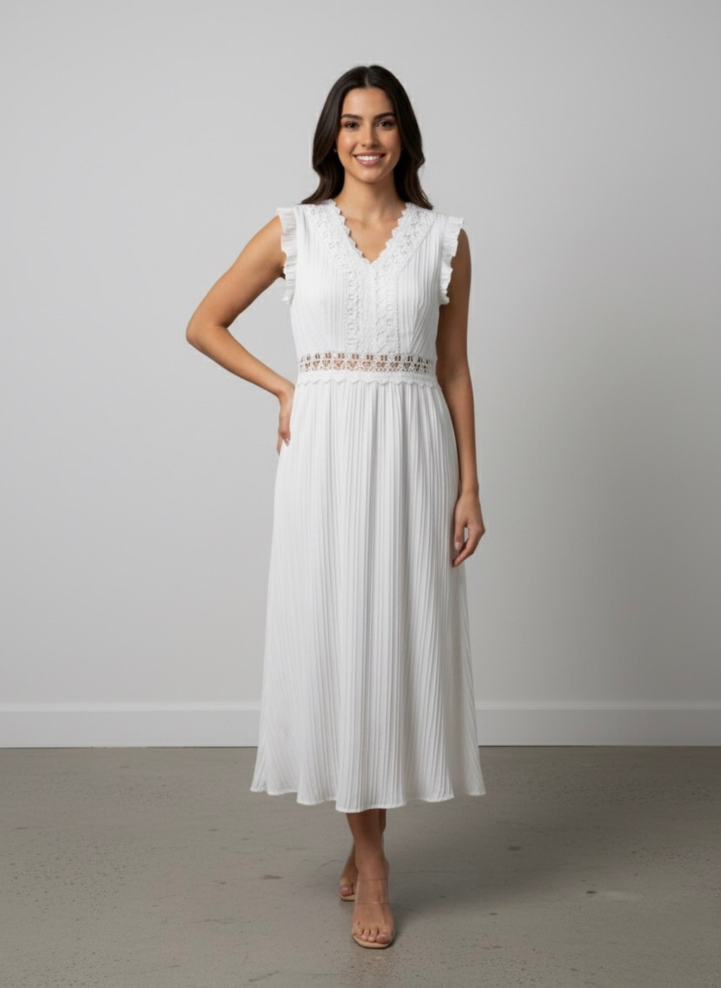 785-019a1c3a-66a4-71ba-b8e0-78206a46f7f9.jpg Vestido blanco - Imagen 1