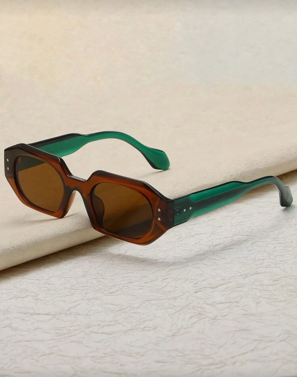 785-019c200d-dde9-77bf-9531-00cf492eb2db.jpg Lentes café/verde - Imagen 1